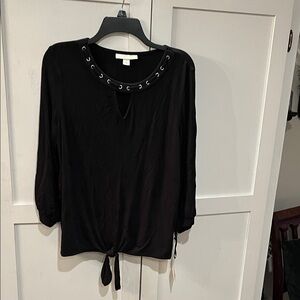 Elegant Black Women's Blouse with Tie Detail